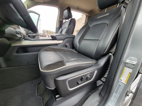 Used 2019 RAM 1500 Laramie w/ Trailer Tow Group image 23