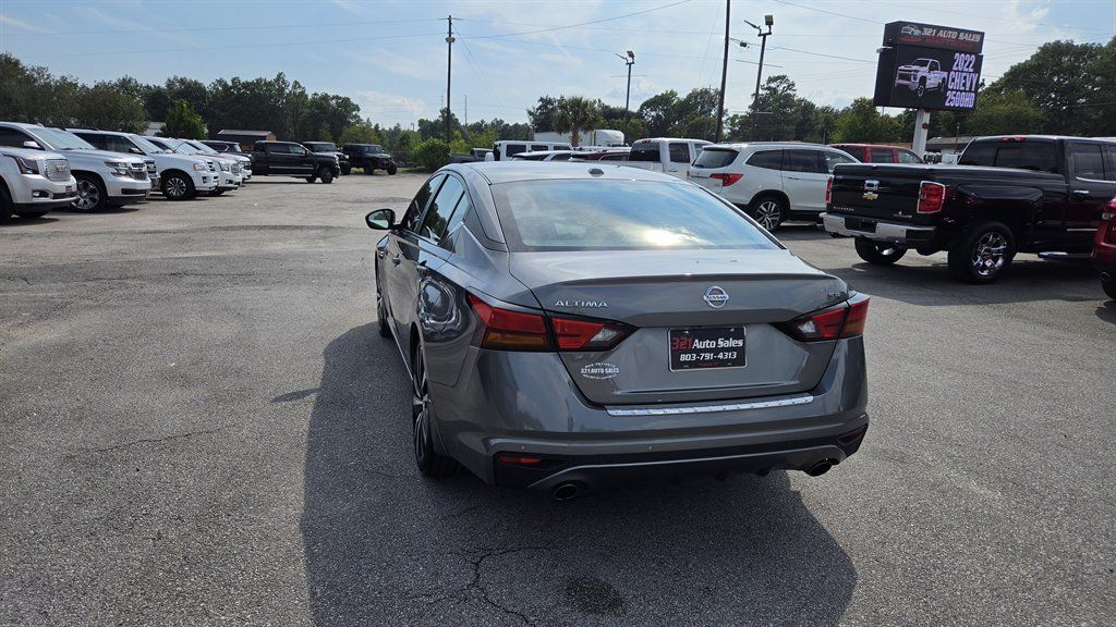 Used 2022 Nissan Altima 2.5 SR FWD image 6