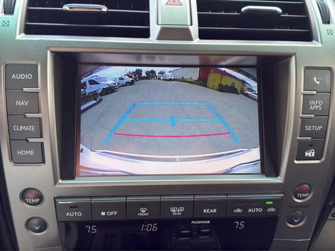 Used 2017 Lexus GX 460 Luxury w/ Sport Design Package AWD/4WD image 18