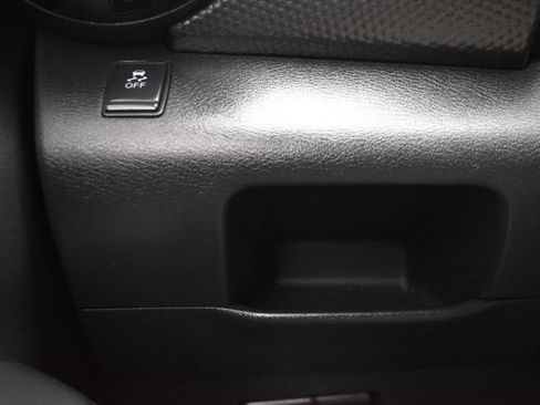 Used 2019 Nissan Kicks SV FWD image 6