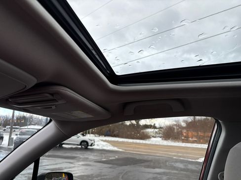 Used 2023 Subaru Forester Premium image 23