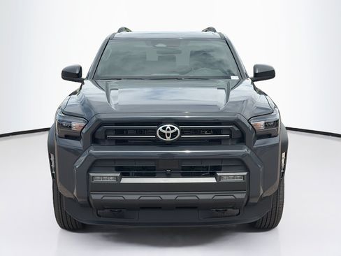 Used 2026 Toyota 4Runner SR5 AWD/4WD image 2
