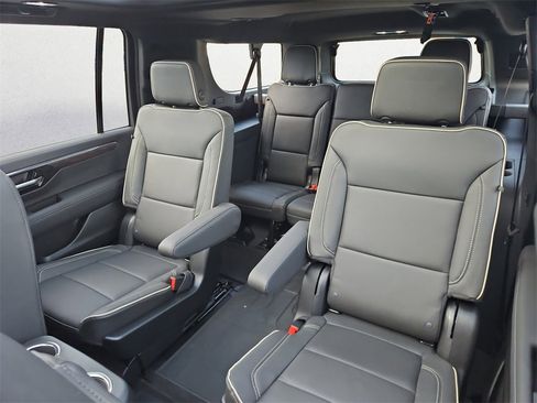 New 2026 Chevrolet Suburban Premier w/ Sun And Tow Package image 9