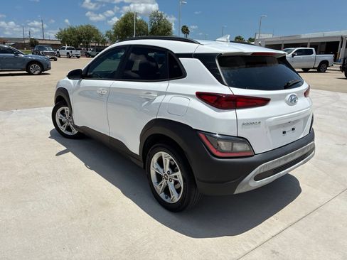 Used 2023 Hyundai Kona SEL w/ Cargo Package FWD image 5