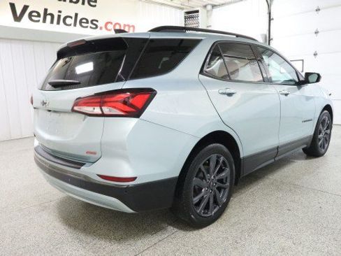 Used 2022 Chevrolet Equinox RS FWD image 6