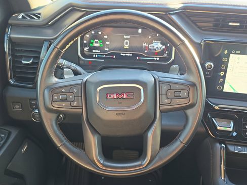 Used 2023 GMC Sierra 1500 AT4 w/ AT4 Premium Package AWD/4WD image 19