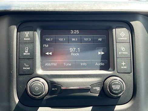 Used 2019 RAM 1500 Big Horn AWD/4WD image 14
