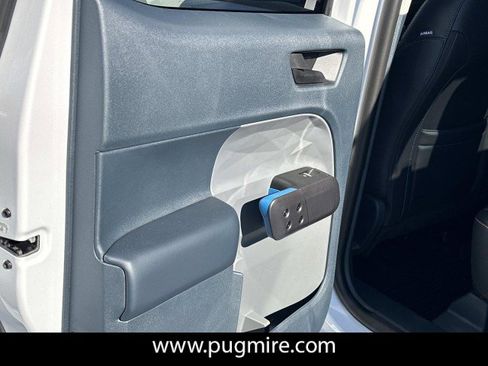 New 2025 Ford Maverick Lobo image 21