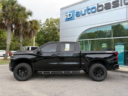 Used 2020 Chevrolet Silverado 1500 LT Trail Boss AWD/4WD image 2
