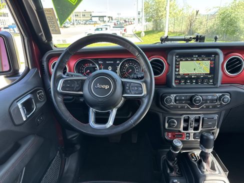 Used 2021 Jeep Wrangler Unlimited Rubicon AWD/4WD image 16