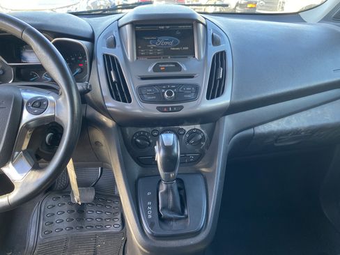 Used 2015 Ford Transit Connect XLT image 11