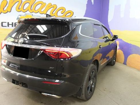 Used 2023 Buick Enclave Essence w/ Sport Touring Edition AWD/4WD image 8
