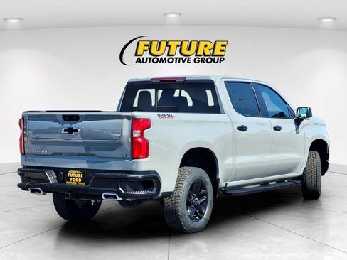 Used 2024 Chevrolet Silverado 1500 LT Trail Boss w/ Convenience Package II AWD/4WD image 4