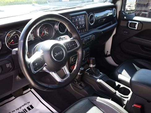 Used 2023 Jeep Wrangler Unlimited Rubicon 392 w/ Xtreme Recon 35" Tire Package AWD/4WD image 12