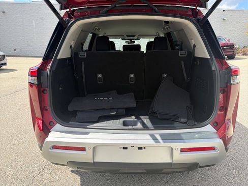 Certified 2025 Nissan Pathfinder SL AWD/4WD image 31