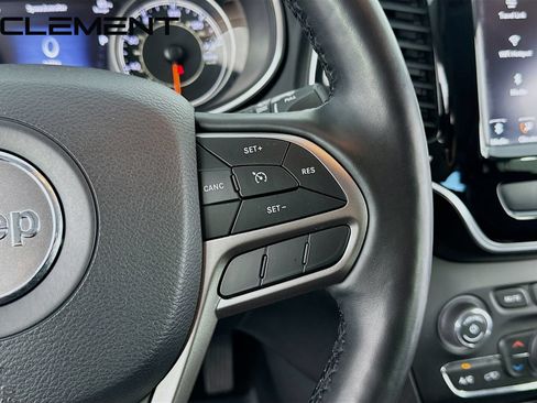 Used 2020 Jeep Cherokee Limited AWD/4WD image 17