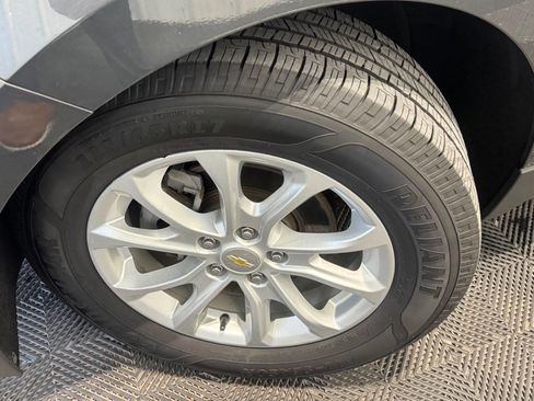 Used 2020 Chevrolet Equinox LT FWD image 43