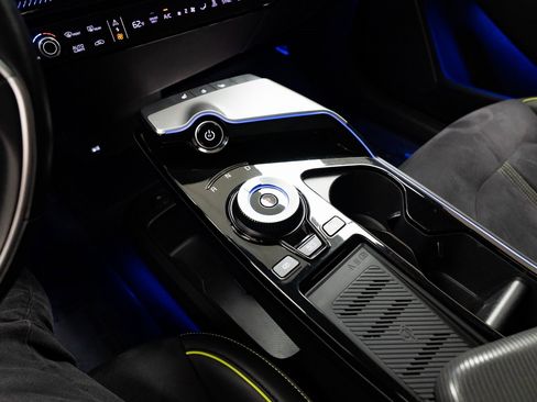 Used 2023 Kia EV6 GT image 17