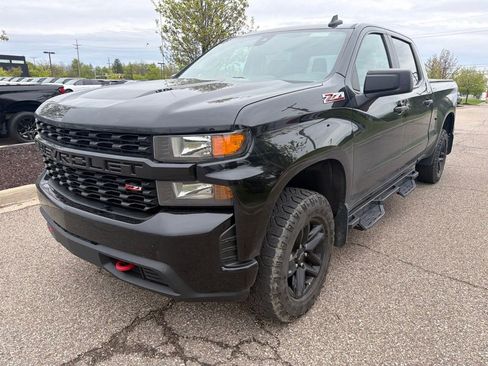 Used 2022 Chevrolet Silverado 1500 Custom Trail Boss w/ Safety Confidence Package AWD/4WD image 1