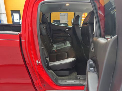 Used 2015 GMC Canyon SLT w/ Driver Alert Package image 20