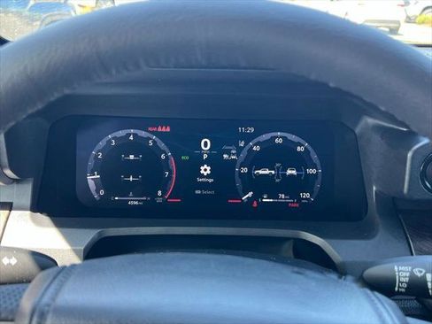 Certified 2025 Toyota Tacoma Limited AWD/4WD image 25