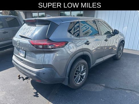 Used 2021 Nissan Rogue S FWD image 4