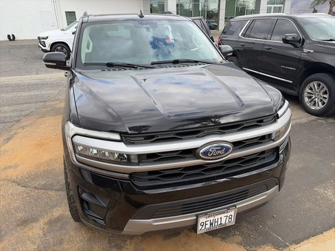 Used 2023 Ford Expedition Max XLT RWD image 9
