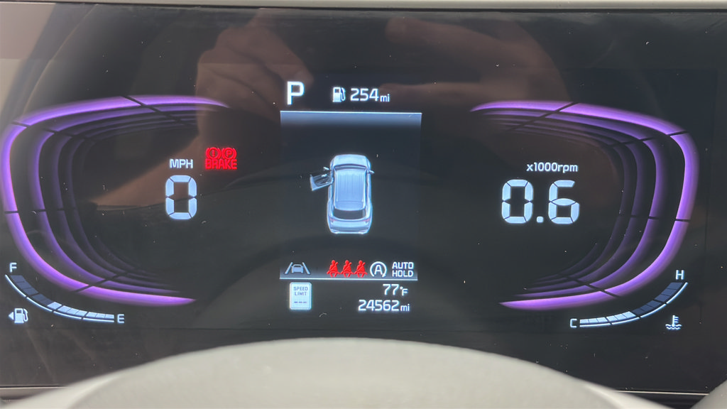 Used 2024 Kia Sportage EX AWD/4WD image 16