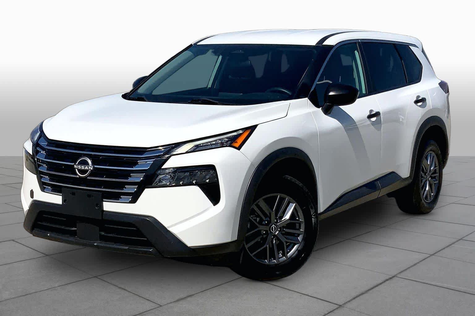 Used 2024 Nissan Rogue S AWD/4WD image 1