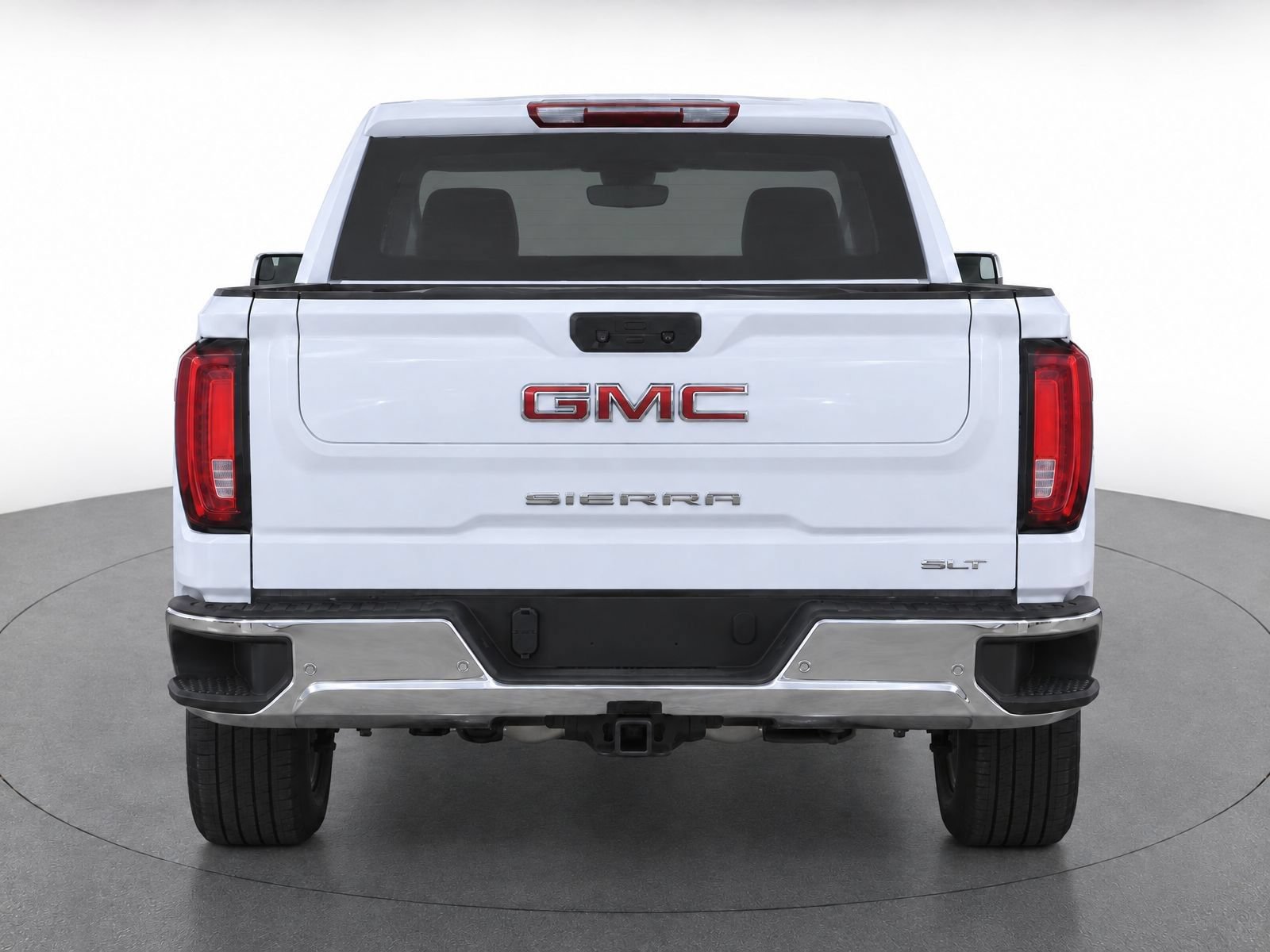 Used 2023 GMC Sierra 1500 SLT w/ SLT Premium Package RWD image 4