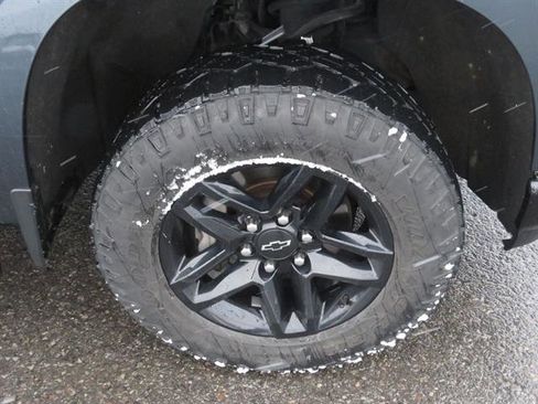 Used 2019 Chevrolet Silverado 1500 Custom Trail Boss w/ Custom Convenience Package image 9