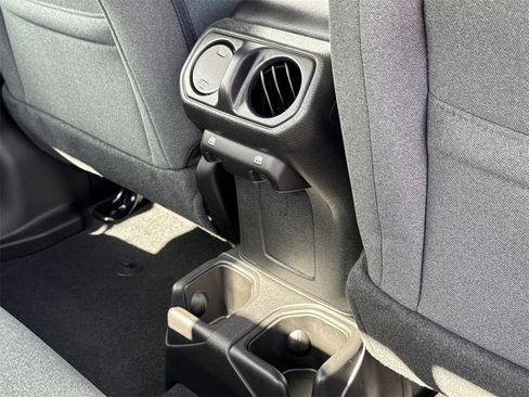 New 2026 Jeep Gladiator Sport image 17