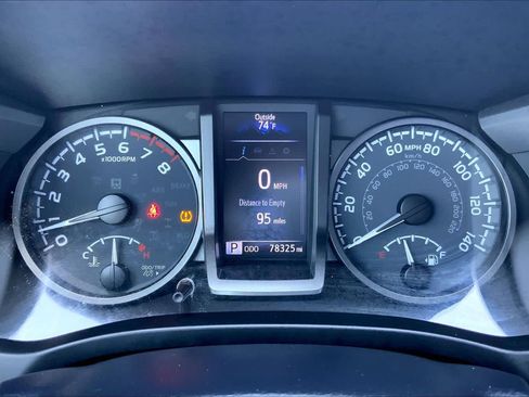 Used 2023 Toyota Tacoma TRD Sport w/ Technology Package RWD image 26