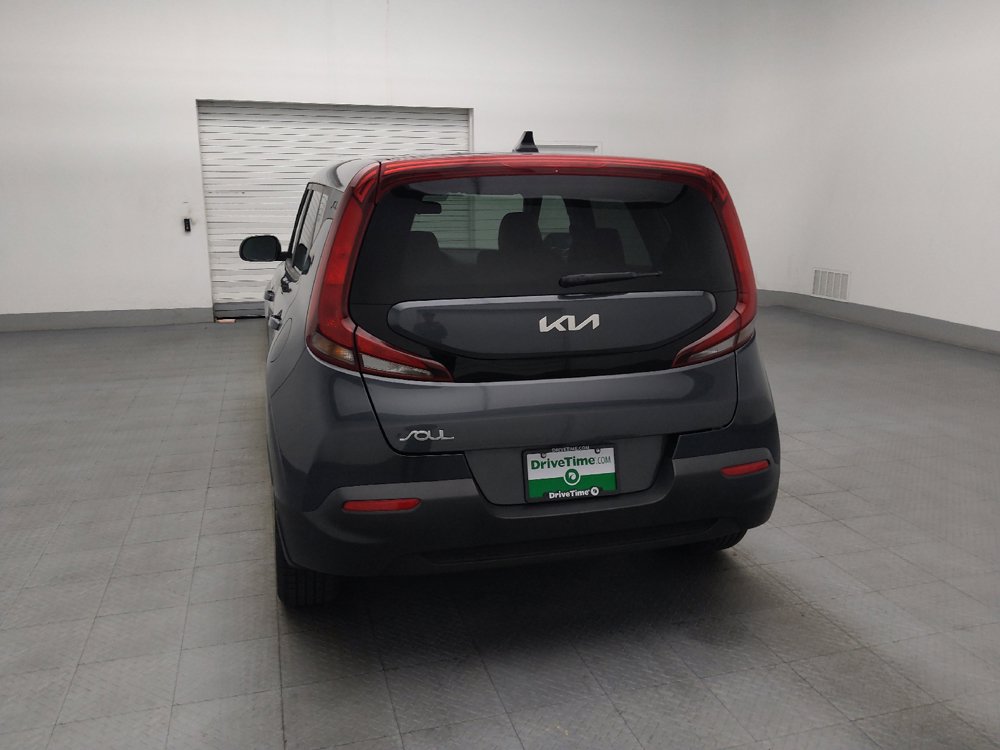Used 2022 Kia Soul LX FWD image 6