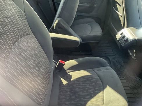 Used 2013 Chevrolet Traverse LT image 9