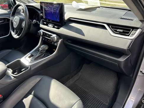 Used 2024 Toyota RAV4 XLE Premium image 13