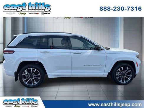 Certified 2022 Jeep Grand Cherokee Overland w/ Adv Protech Group III AWD/4WD image 2