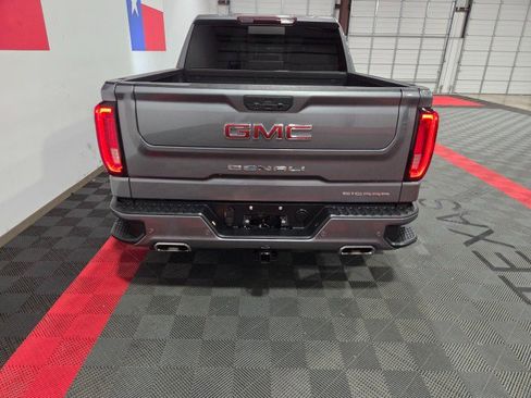 Used 2022 GMC Sierra 1500 Denali w/ Denali Premium Package image 26