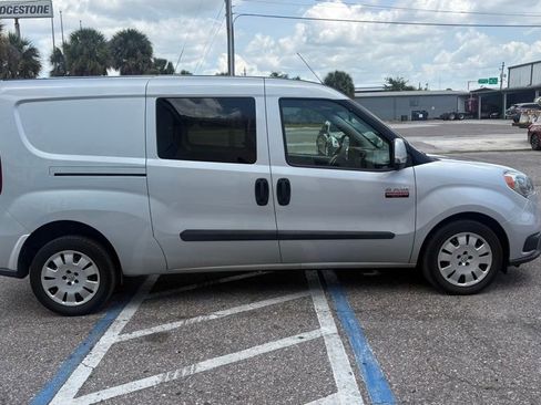 Used 2021 RAM ProMaster City SLT FWD image 2