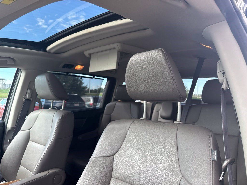 Used 2016 Honda Odyssey Touring image 13