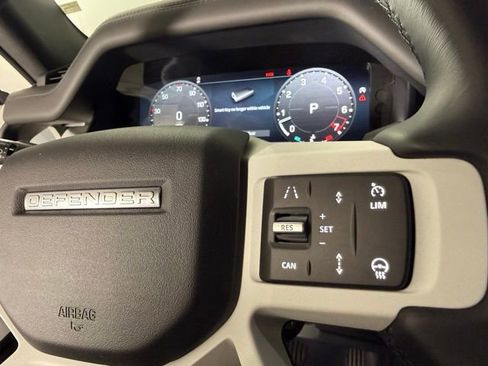 New 2026 Land Rover Defender 110 X-Dynamic SE AWD/4WD image 19