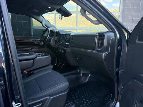 Used 2023 Chevrolet Silverado 1500 RST AWD/4WD image 22
