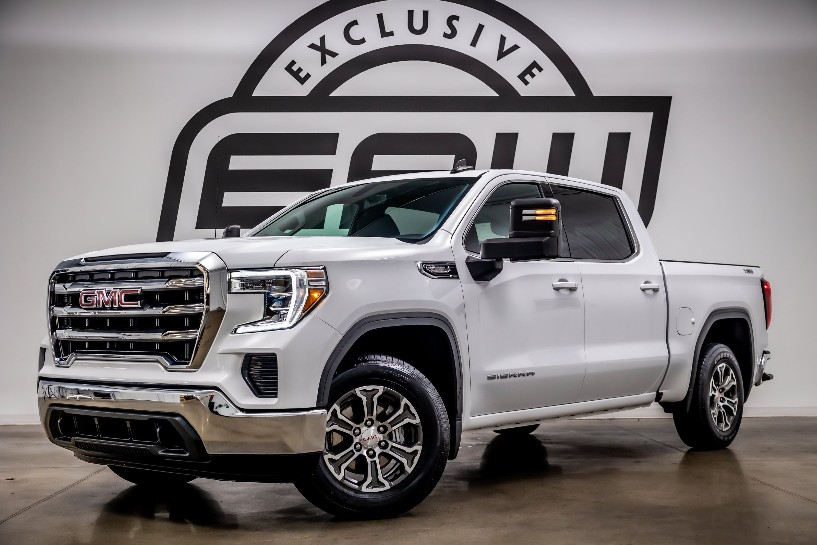 Used 2021 GMC Sierra 1500 SLE AWD/4WD image 1