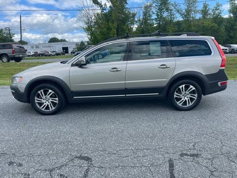 Used 2015 Volvo XC70 3.2 Premier AWD/4WD image 3