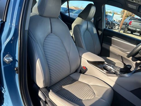 Used 2023 Toyota Camry SE image 27