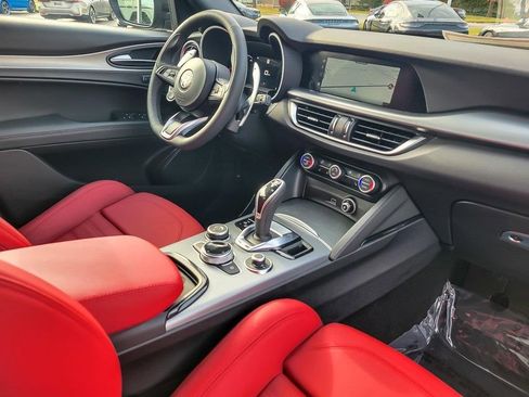New 2025 Alfa Romeo Stelvio Sprint w/ Veloce Package image 20