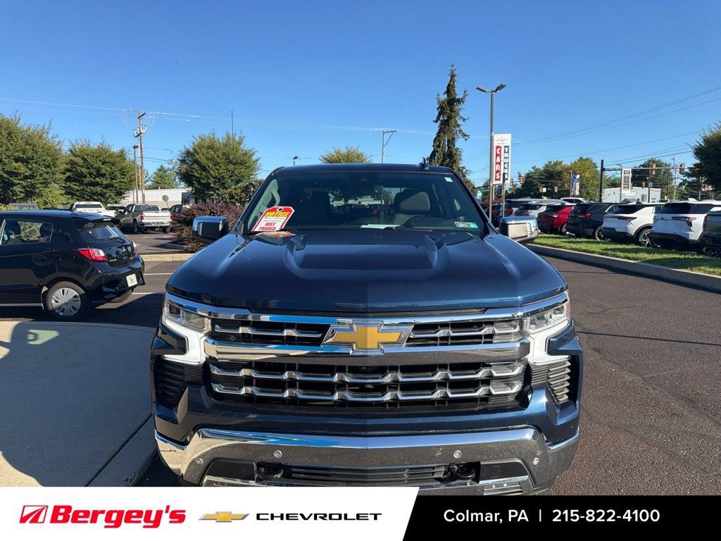 Certified 2022 Chevrolet Silverado 1500 LTZ AWD/4WD image 9