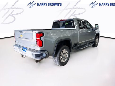Used 2025 Chevrolet Silverado 3500 High Country AWD/4WD image 10