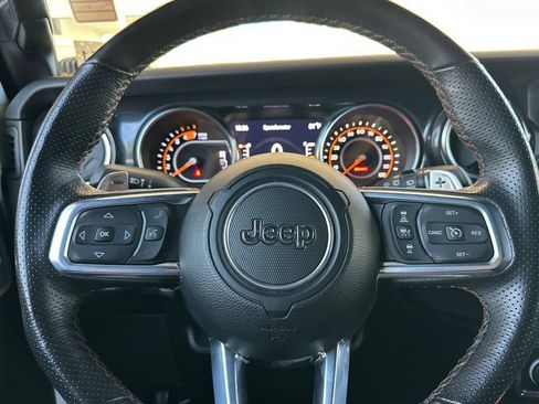 Used 2023 Jeep Wrangler Unlimited Rubicon 392 AWD/4WD image 21