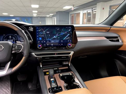 Certified 2025 Lexus RX 350h AWD/4WD image 35